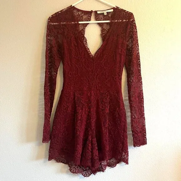 Lovers and‎ Friends Eve Lace Open Black Long Sleeve Romper Cranberry Red Size XS - Picture 3 of 11